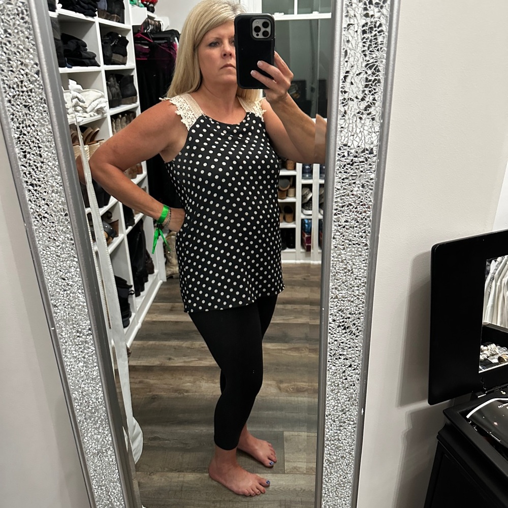 Twenty Second Black and White Polka Dot Top tunic boutique vintage L